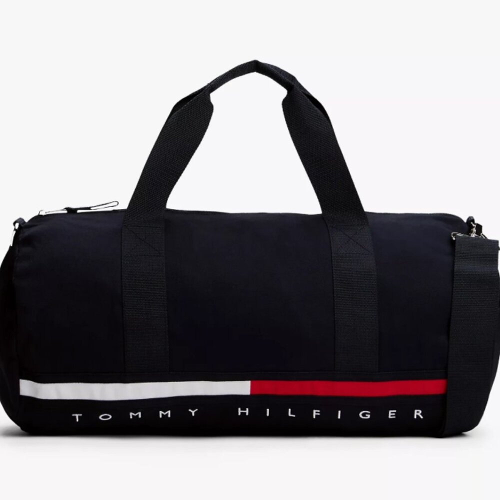 NWOT Tommy Hilfiger Weekend Duffle Bag